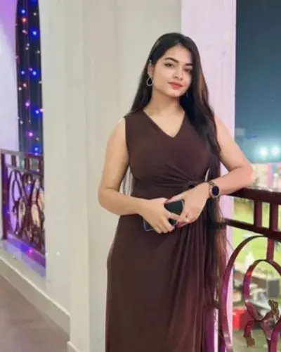 Call Girls Service Etmadpur